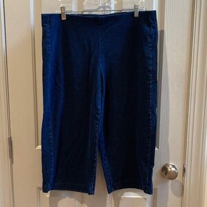 VGUC J.Jill Denim Capri Pants